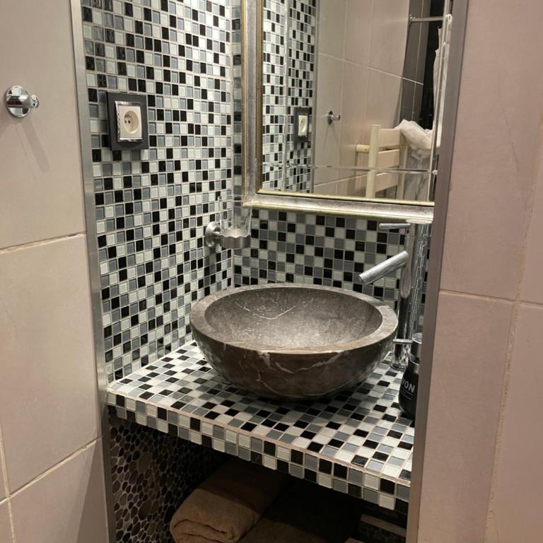 Chaleureux meublé 3 étoiles 40m2 - Monolocale con Accesso Disabili - 15