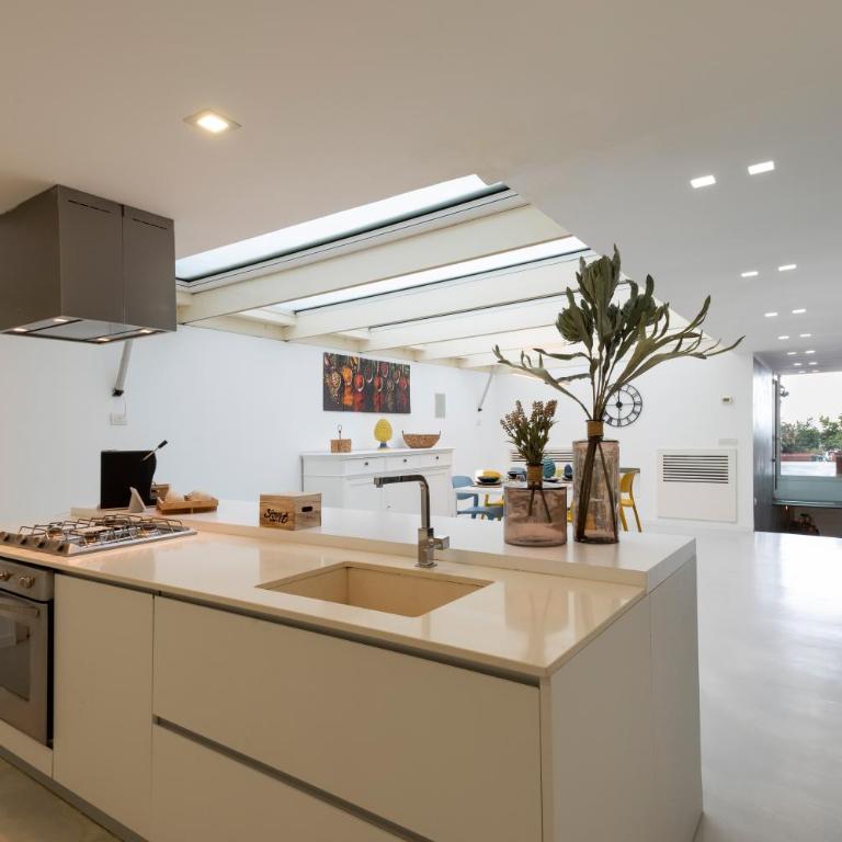 Addaura Home - Three-Bedroom Apartment - 6