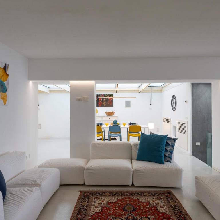 Addaura Home - Three-Bedroom Apartment - 45