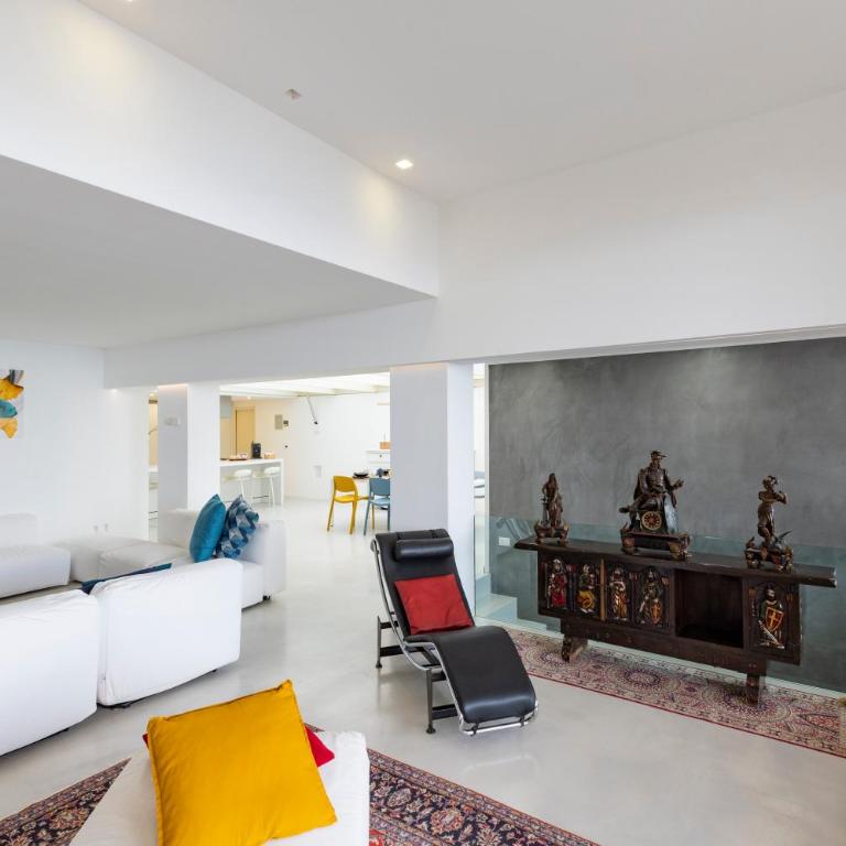 Addaura Home - Three-Bedroom Apartment - 42