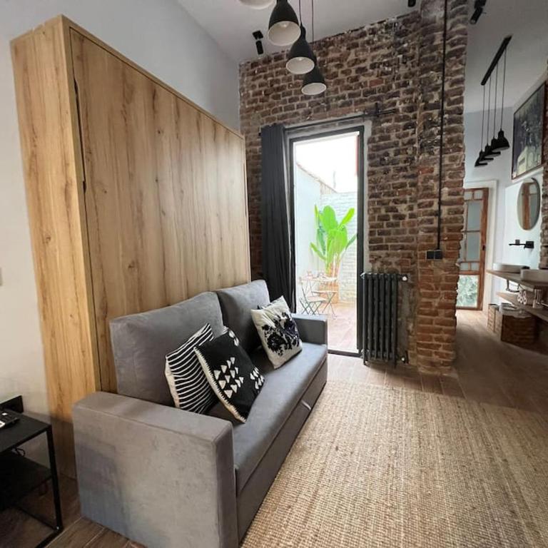 Studio next to Parque del Oeste - One-Bedroom Apartment - 1