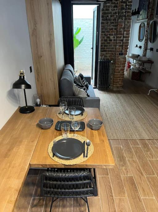 Studio next to Parque del Oeste - One-Bedroom Apartment - 8