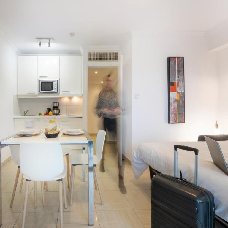 Nemea Appart Hotel Le Lido Cagnes sur Mer - Studio-Apartment - 5
