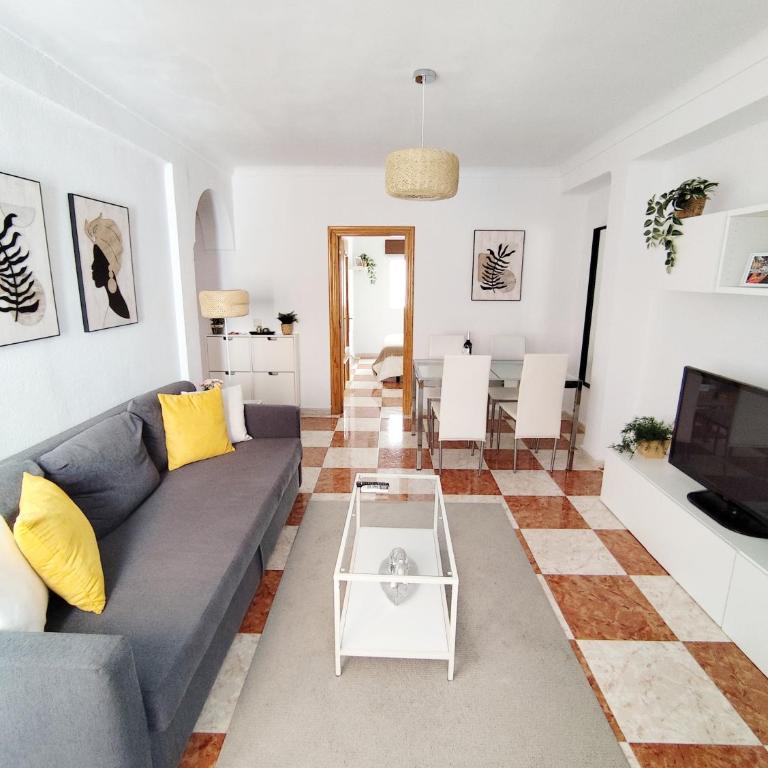 Amplio apartamento de 3 Habitaciones en el Centro de Málaga - Apartamento de 3 dormitorios - 2
