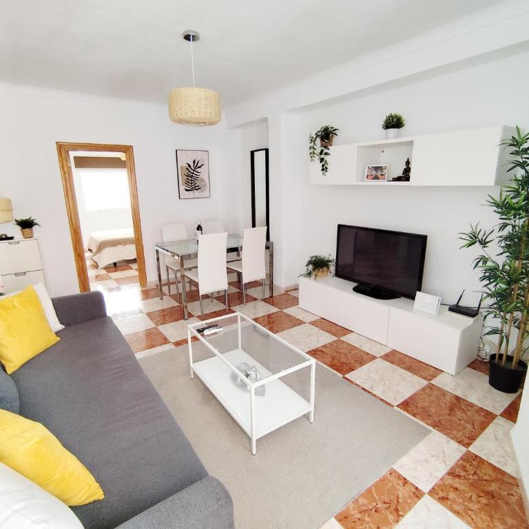 Amplio apartamento de 3 Habitaciones en el Centro de Málaga - Apartamento de 3 dormitorios - 1