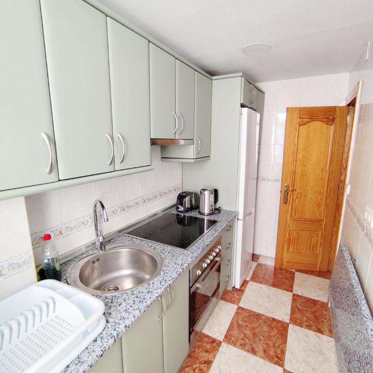 Amplio apartamento de 3 Habitaciones en el Centro de Málaga - Apartamento de 3 dormitorios - 24