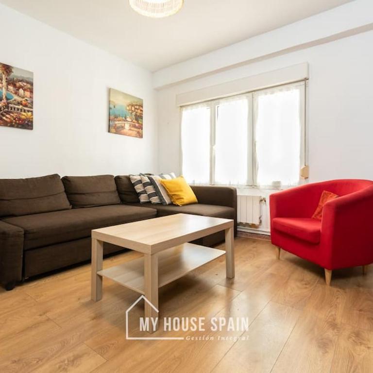 MyHouseSpain - Amplio piso cerca del centro - Apartamento de 3 dormitorios - 1