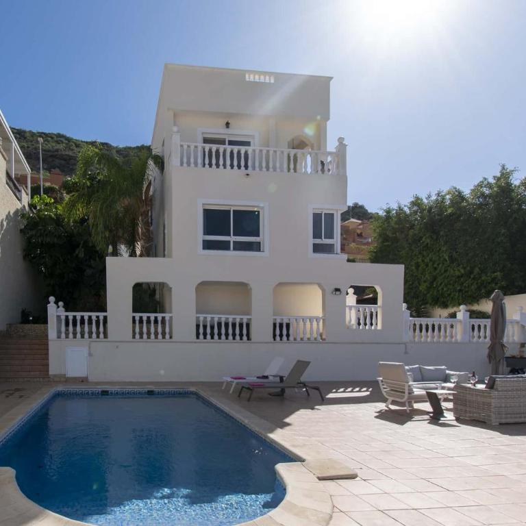Villa Catherine - Villa con piscina privada - 2