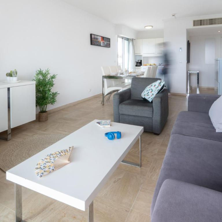 Nemea Appart Hotel Le Lido Cagnes sur Mer - Apartment mit 2 Schlafzimmern und Poolblick (6 Erwachsene) - 4
