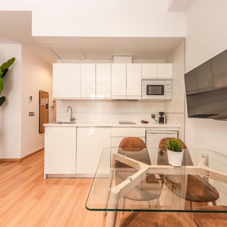 Industrial studio in the city center by REMS - Apartamento de 1 dormitorio - 7