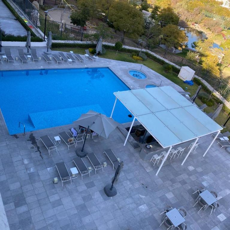 Depa NUEVO de lujo vacacional, amenidades de hotel - Apartamento de 2 dormitorios - 65