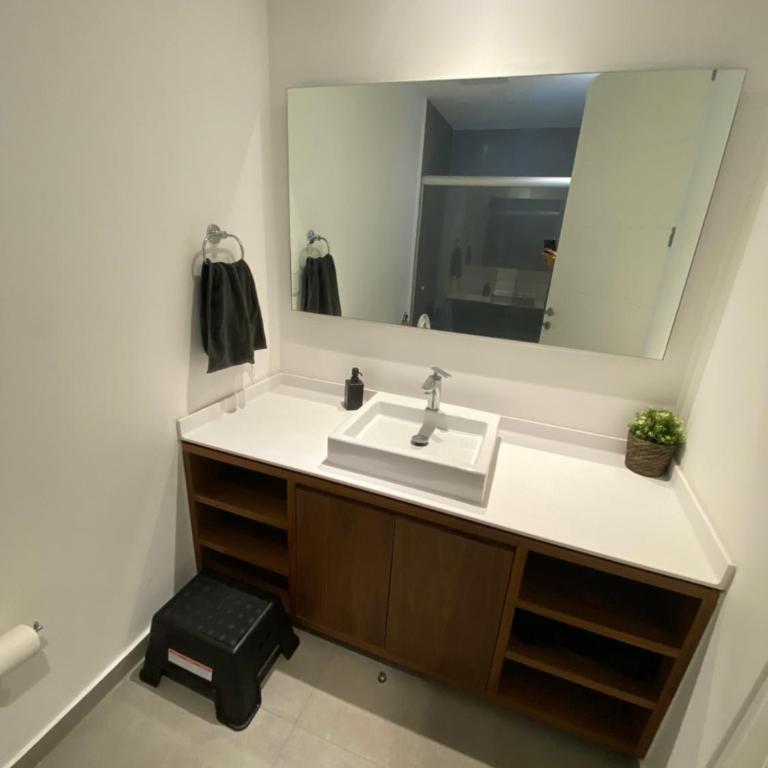 Depa NUEVO de lujo vacacional, amenidades de hotel - Apartamento de 2 dormitorios - 99
