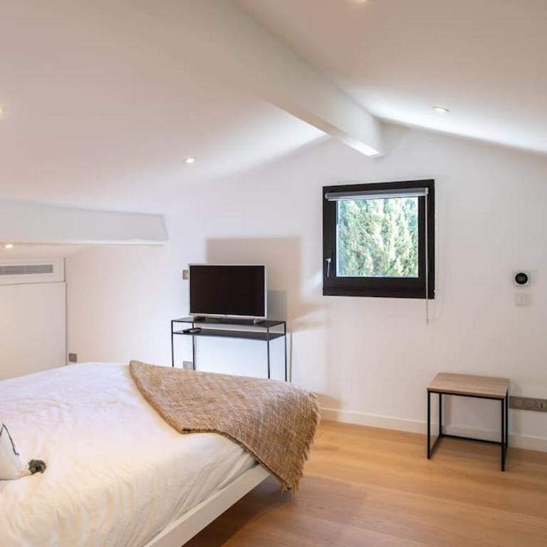 #11 Staywizus - Alex suite terrace parking AC 2 BDR 5mins to sea - Appartement 2 Chambres - 25