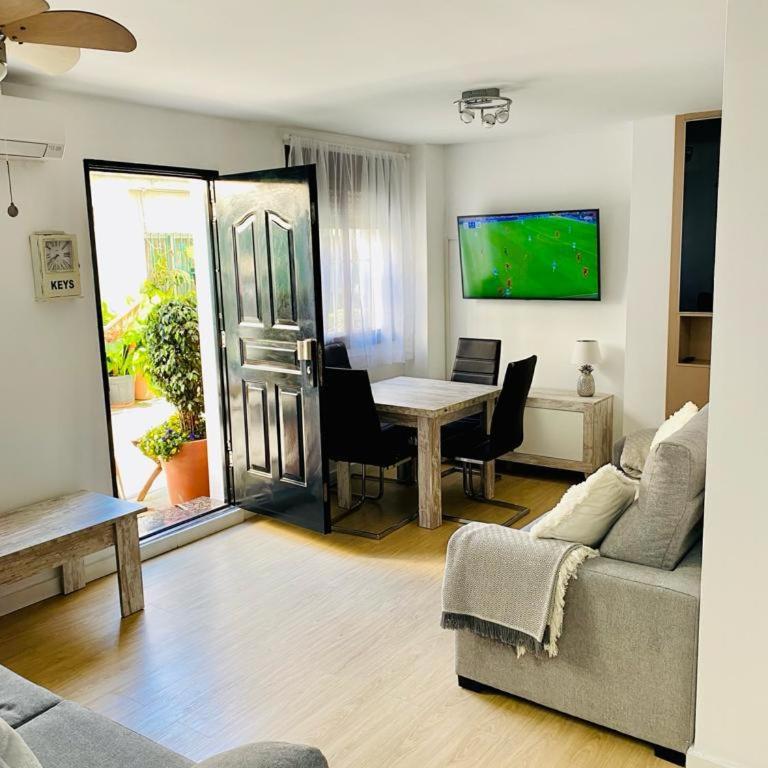 Fantastic La Cala 10, central, internet, AC - Apartamento - 4