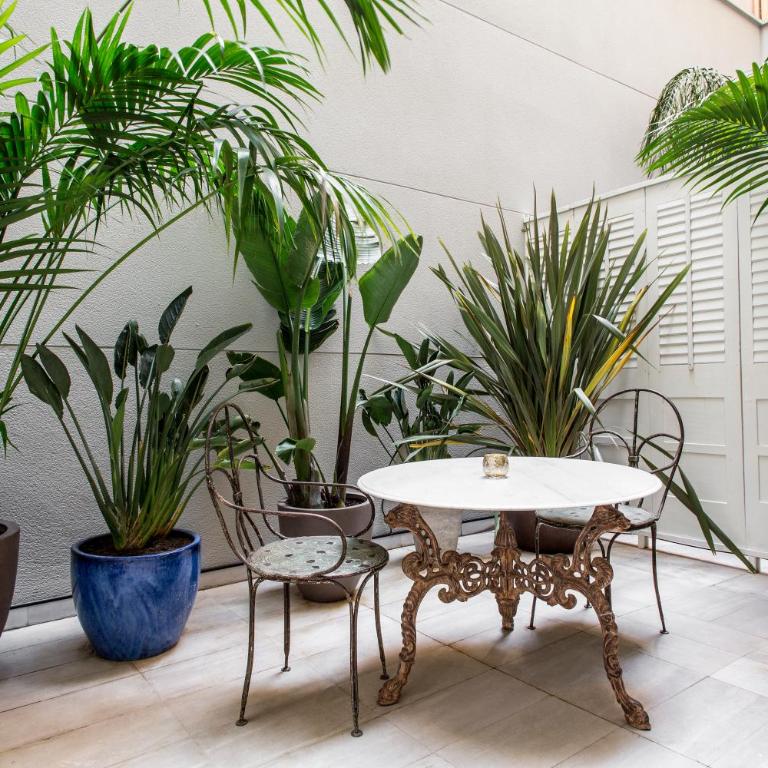 Hotel Midmost by Majestic Hotel Group - Privilege Room with Patio - 5