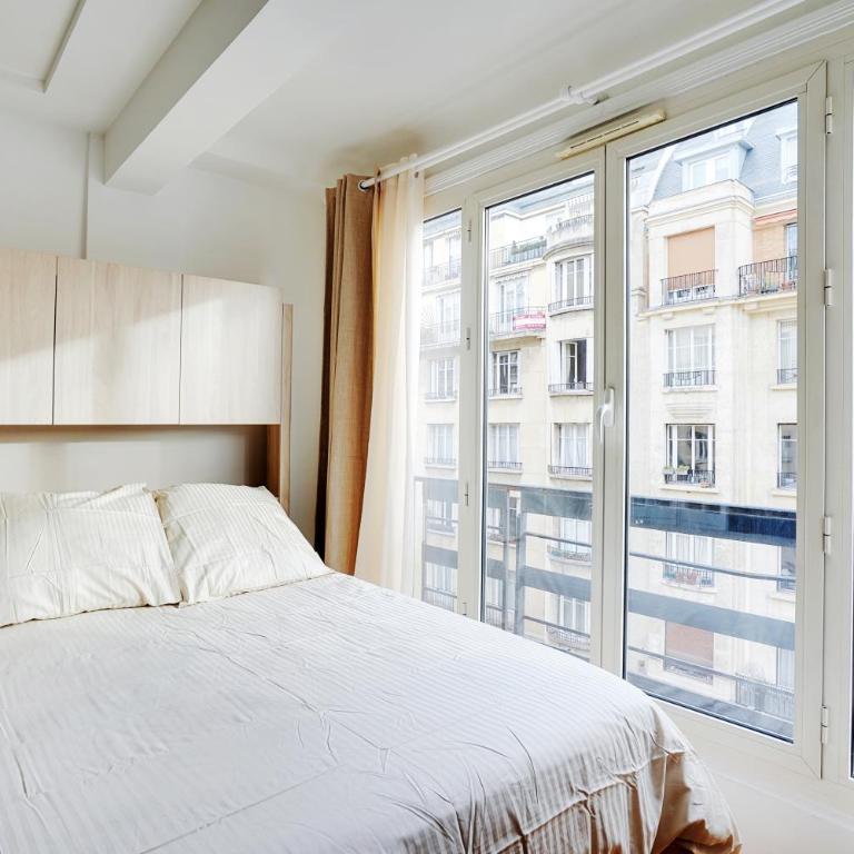 Parisian Charm Porte Maillot - Appartement - 5