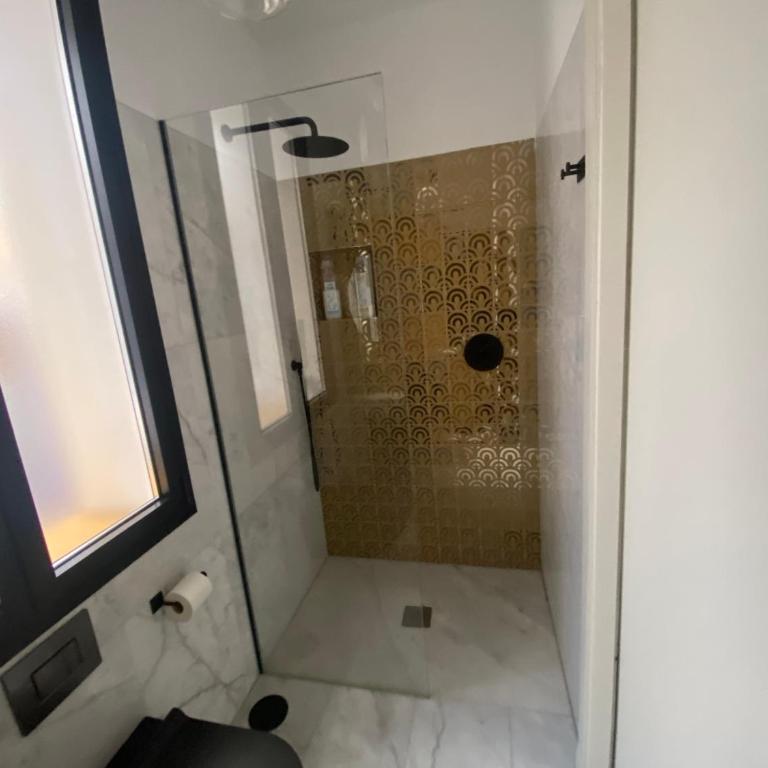 Luxury apartment in Gran Vía - Three-Bedroom Apartment - 19