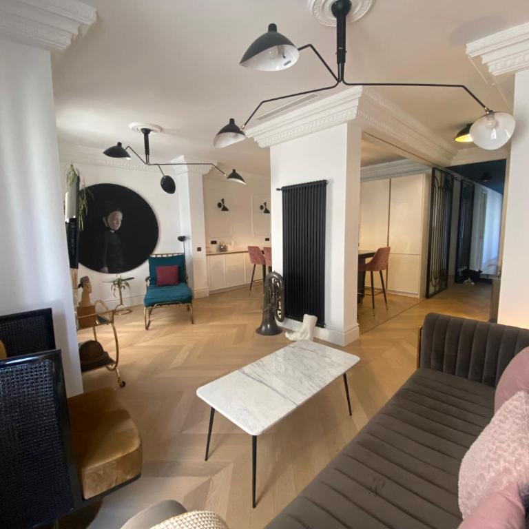 Luxury apartment in Gran Vía - Three-Bedroom Apartment - 27