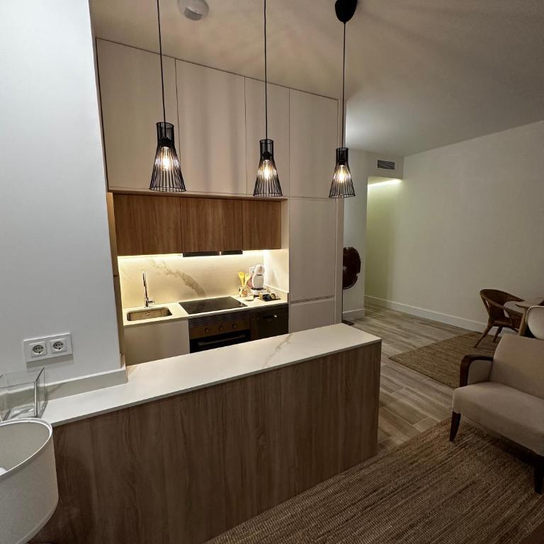 Apartamento Moncloa - Three-Bedroom Apartment - 10