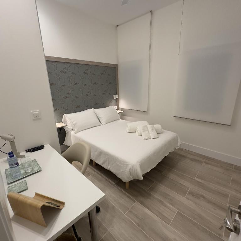 Apartamento Moncloa - Three-Bedroom Apartment - 20