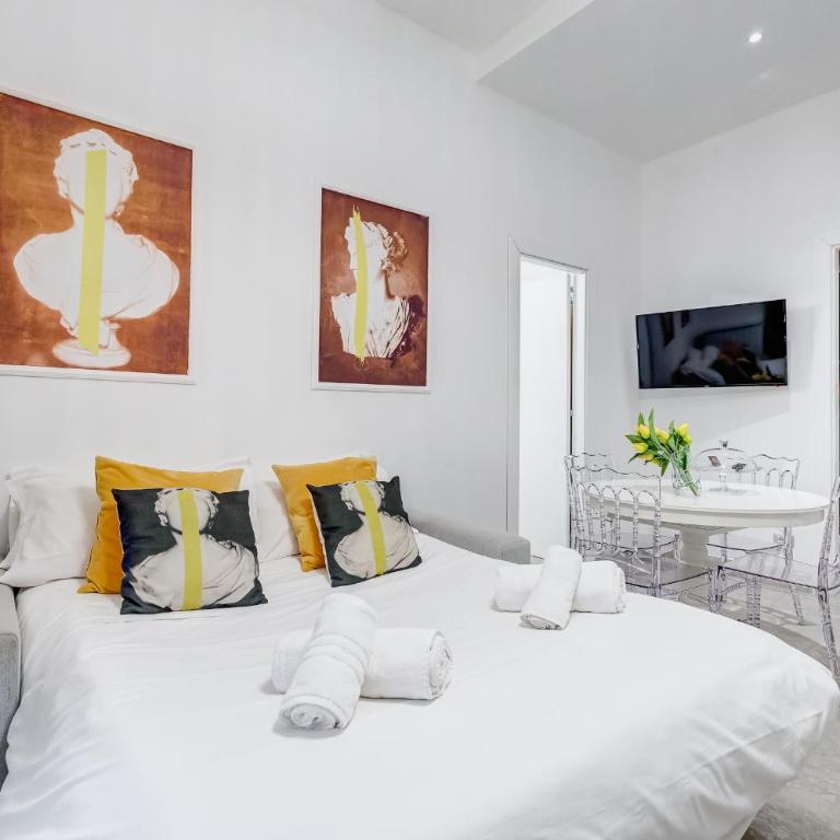 CRYSTAL TREVI FOUNTAIN - romedreamhome - One-Bedroom Apartment - 67