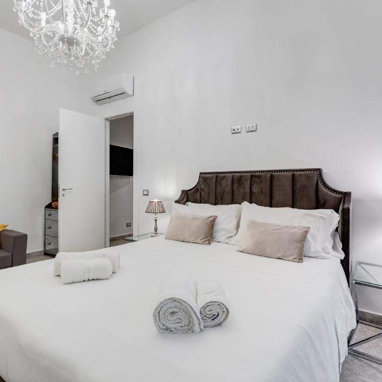 CRYSTAL TREVI FOUNTAIN - romedreamhome - One-Bedroom Apartment - 53