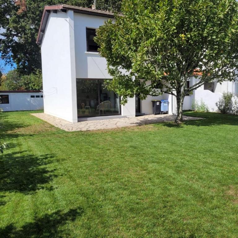Jolie maison 3 chb et jardin proche Arcachon - Casa de 3 dormitorios - 1
