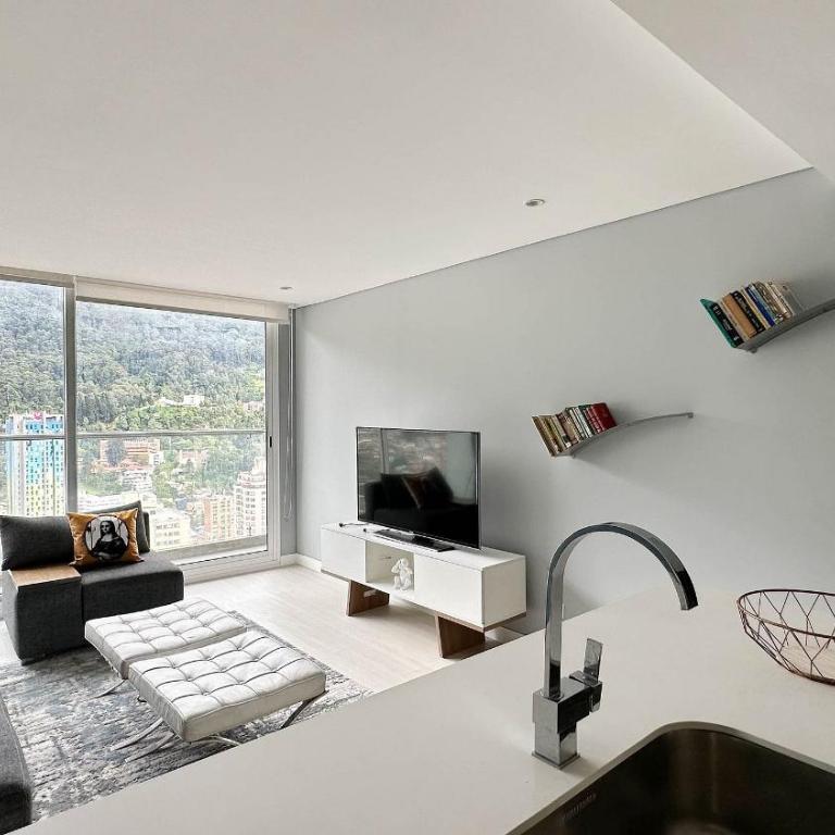 Apartaestudios con vista en el centro de Bogotá - Apartamento con balcón - 11