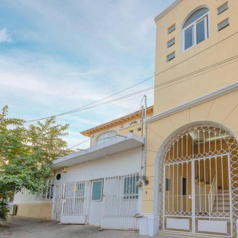 Recently Remodeled and Ready To Be Used - Appartement 2 Chambres - 3