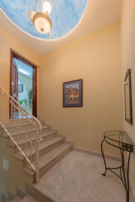 Recently Remodeled and Ready To Be Used - Appartement 2 Chambres - 6