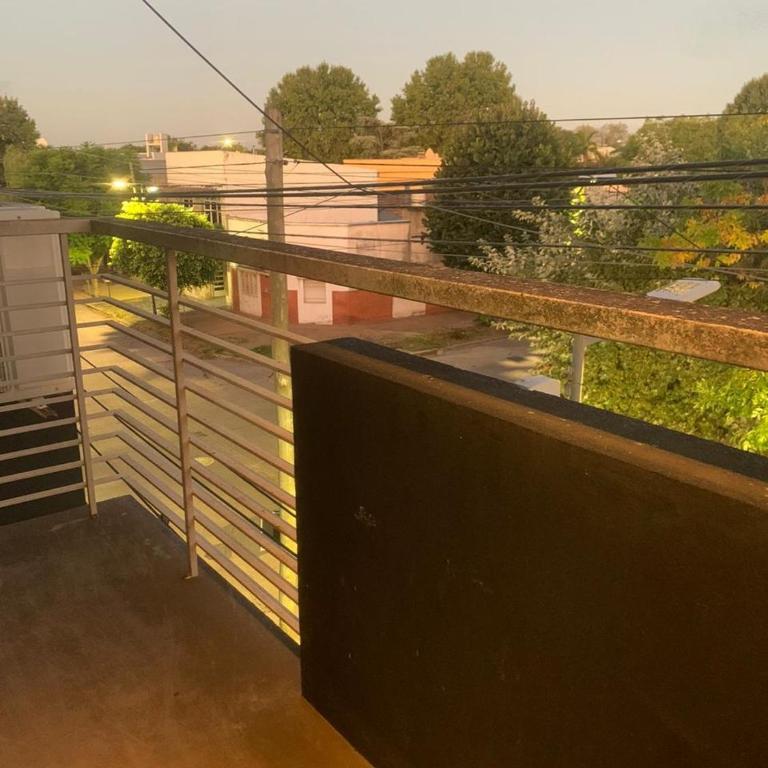 Triplex La plata para 6 personas con cochera y parrila - Apartamento de 2 dormitorios - 15