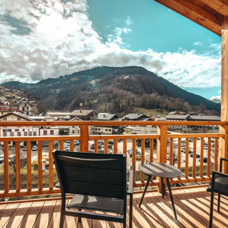 Hôtel de la Roche - Chambre Familiale - Vue sur Montagne - 8
