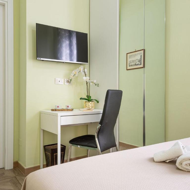 CADORNA Rooms in Florence - Camera Queen Standard - 3