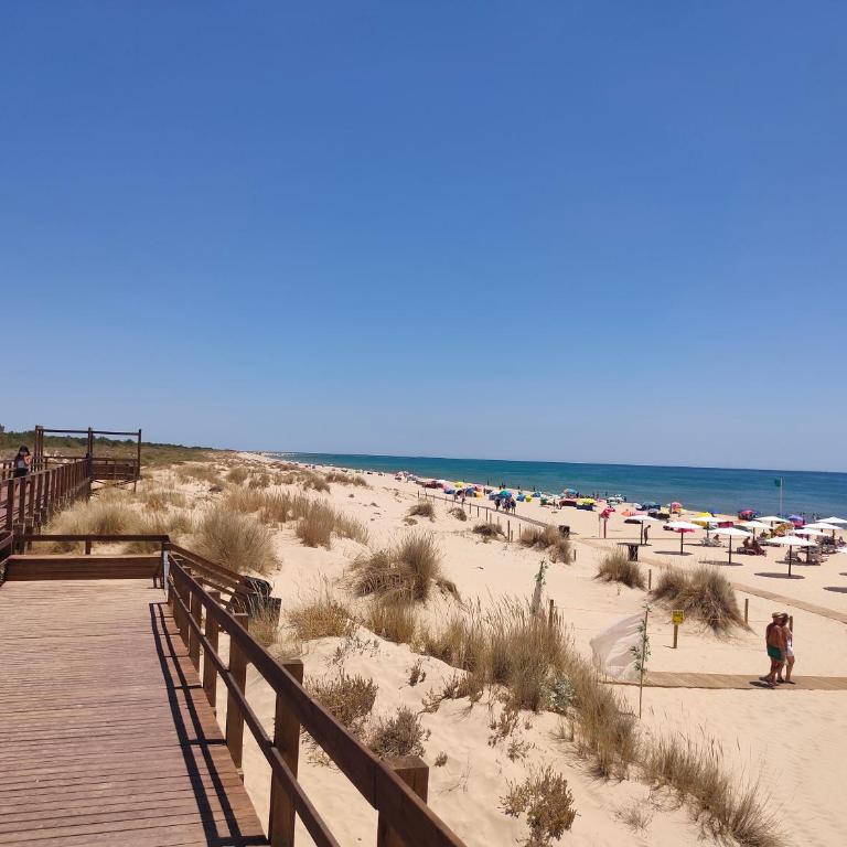 Vistas al Guadiana, Chalet a 10 minutos de la playa - Three-Bedroom House - 58