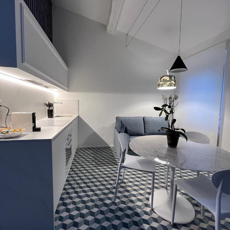 About Italy Holiday Rooms and Apartments - Appartamento Deluxe - 14
