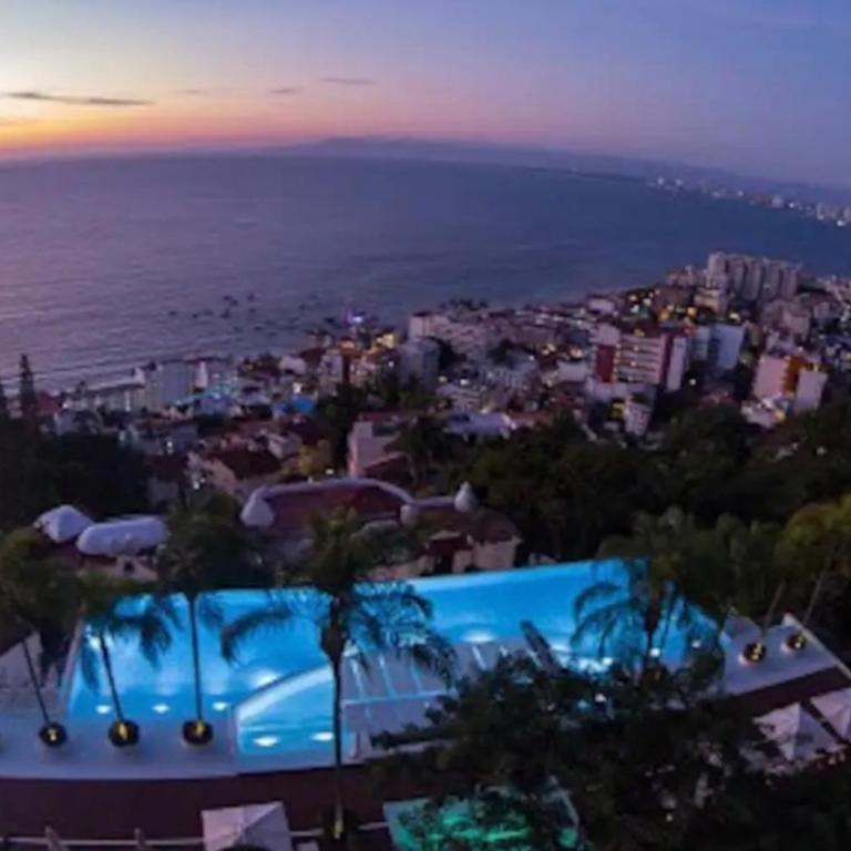 THE BEST OF LUXURY AND THE BEST SEA/SUNSET VIEWS, PRIVILEGED LOCATION - Apartamento de 3 dormitorios - 15