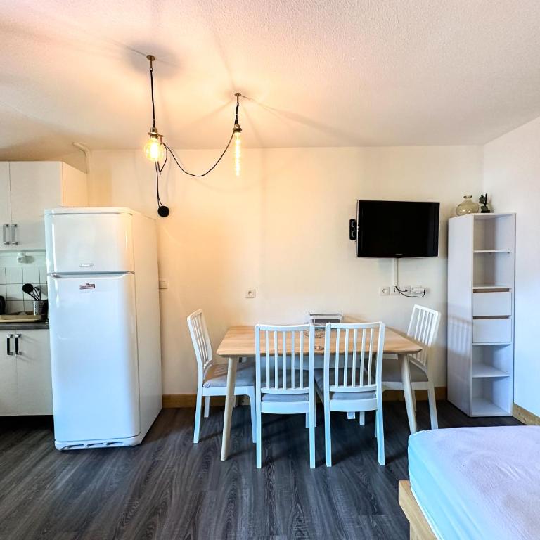 2- Studio Brides-les-bains tout confort avec vue Vanoise - Appartement 2 Chambres - 4