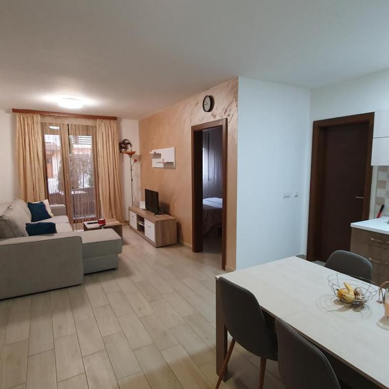 Spring Hill - One-Bedroom Apartment - 10