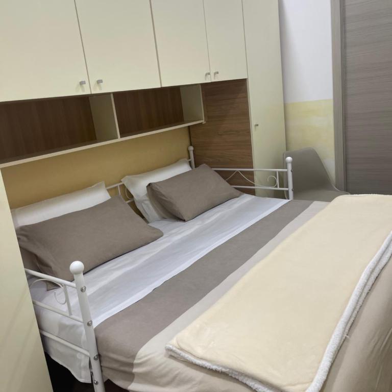 Calabrò 21 Appartament - Double Room with Private Bathroom - 3