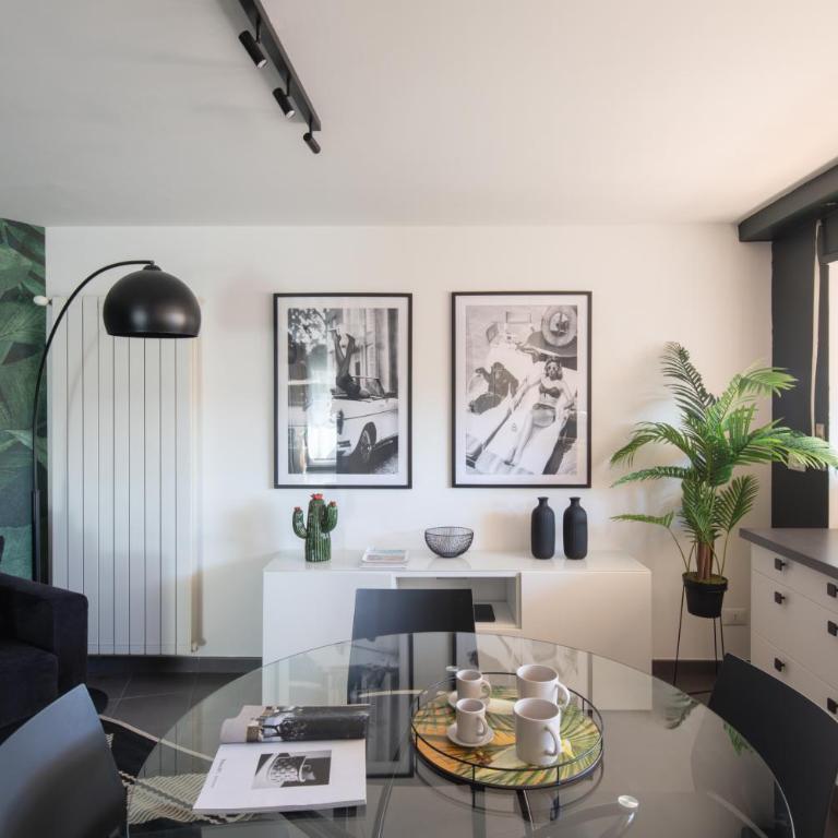 Loft 36 by Nosdom Properties - One-Bedroom Apartment - 1
