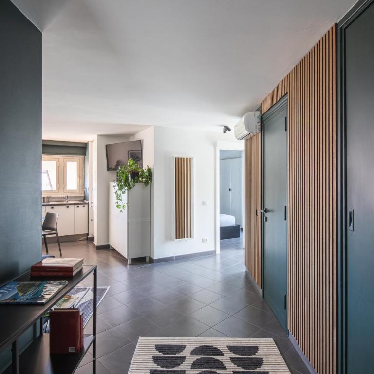 Loft 36 by Nosdom Properties - One-Bedroom Apartment - 18