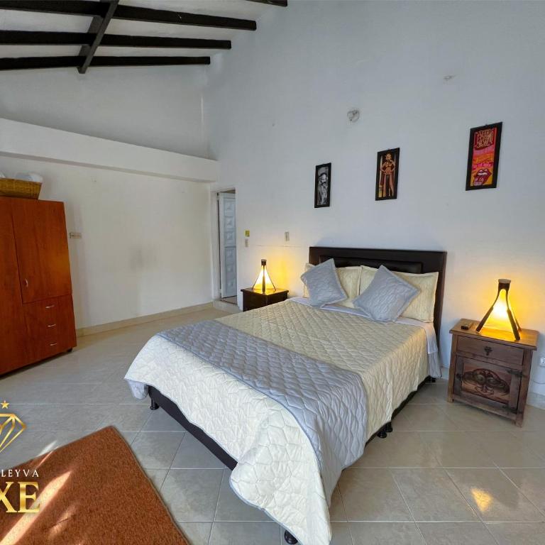 HOTEL LEYVA LUXE - Habitación Doble con baño privado - 2