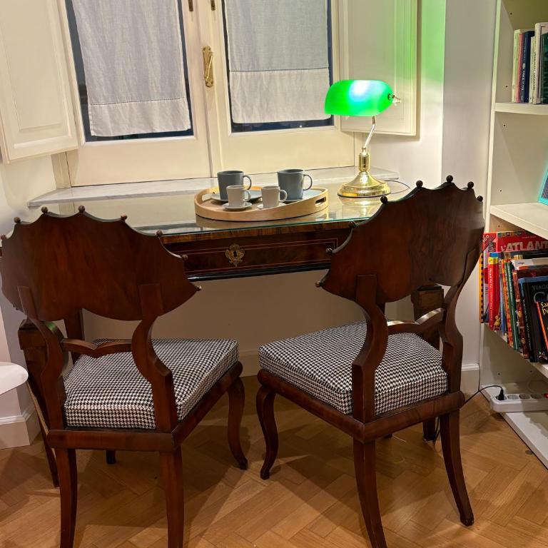NAPOLIFOREVER ELEGANT APARTMENT Casa Vacanze a Chiaia CENTRO - Appartamento con 2 Camere da Letto - 69