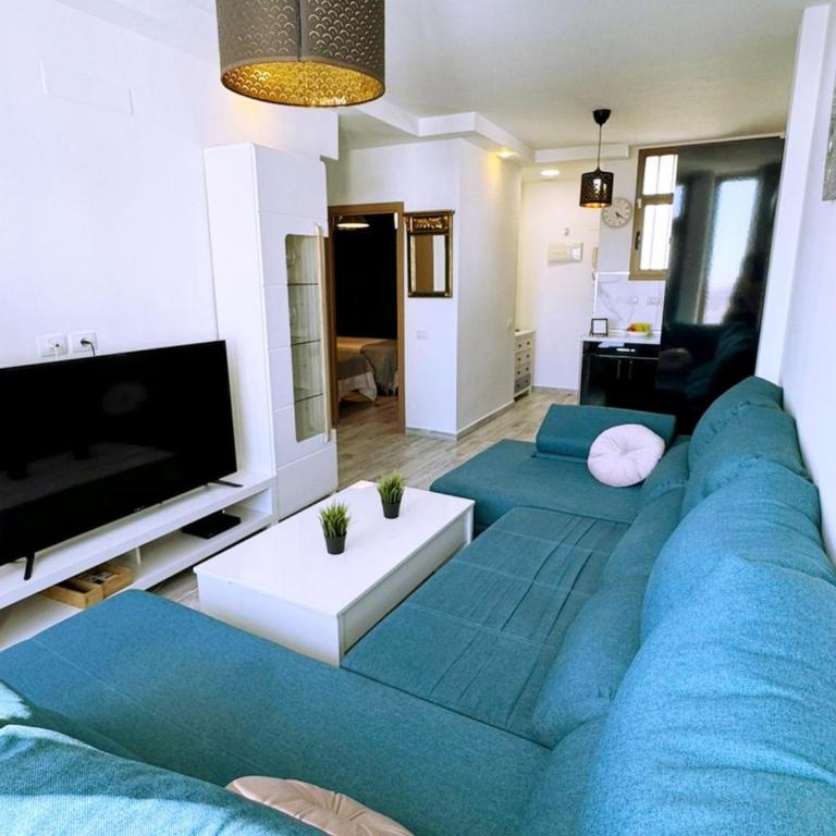 Bohemian Holiday Home Next to Yumbo - Apartment - 12