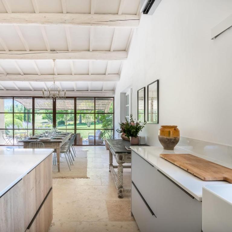 Villa Les Saffres in Malaucene - Maison de Vacances - 26