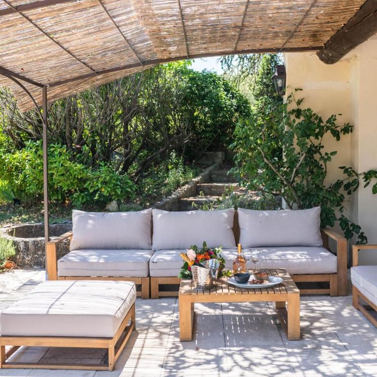 Villa Les Saffres in Malaucene - Maison de Vacances - 34