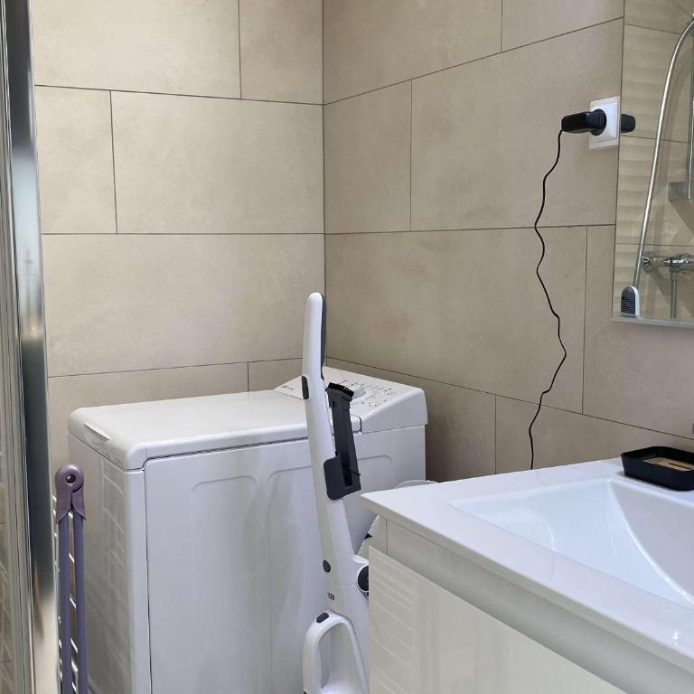 Studio climatisé avec WIFI et vue sur l'étang de Thau - FR-1-553-248 - Studio - 10