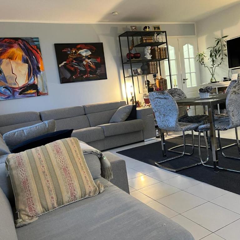 Monaco Stunning Sea Views, Larvotto beach, Terrace, 2 bedrooms, 2 bathrooms, up to 6 person, lift, 1st floor - Appartement 2 Chambres - 66