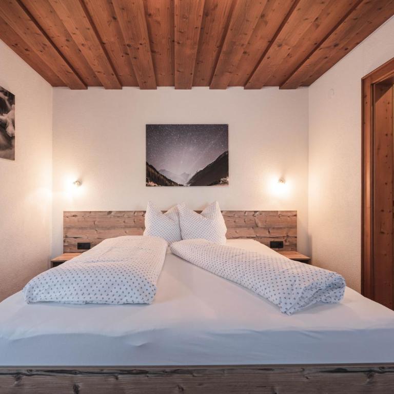 Garni Petter - Doppelzimmer mit Zustellbett - 2