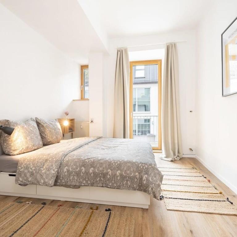 Grand Apartment close to the Isar and Citycenter - Apartment - 4